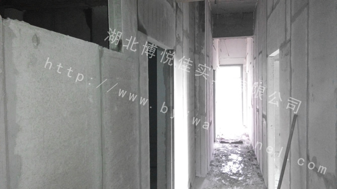 博悅佳輕質(zhì)隔墻板園藝小區(qū)施工現(xiàn)場(chǎng)